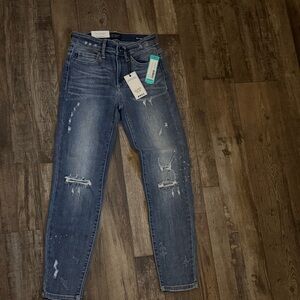 Judy Blue Distressed Skinny Jeans - Dark Blue